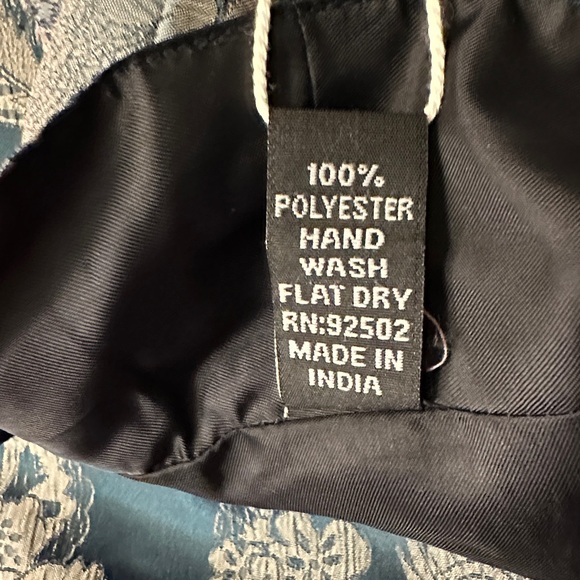 S/M. Elegant Blue and Gold Women's Silk Jacket. CL/GR05J - Picture 5 of 5